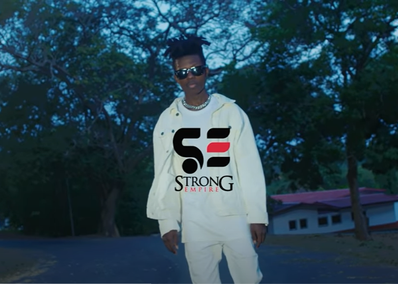 official-video-nhyira-video-by-strongman-ft-akwaboah-halmblog